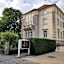 Hotel-Villa Lalee