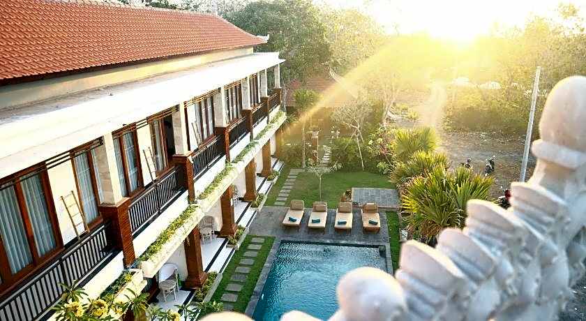 seno guesthouse and cafe
