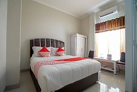 RedDoorz Plus near Palembang Airport 3