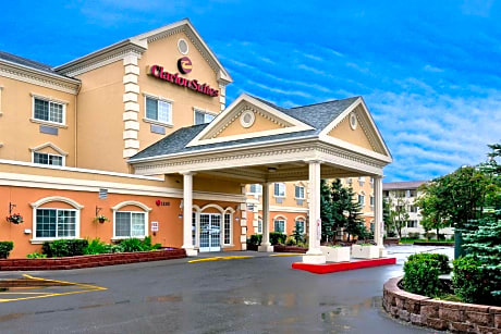 Clarion Suites Downtown Anchorage