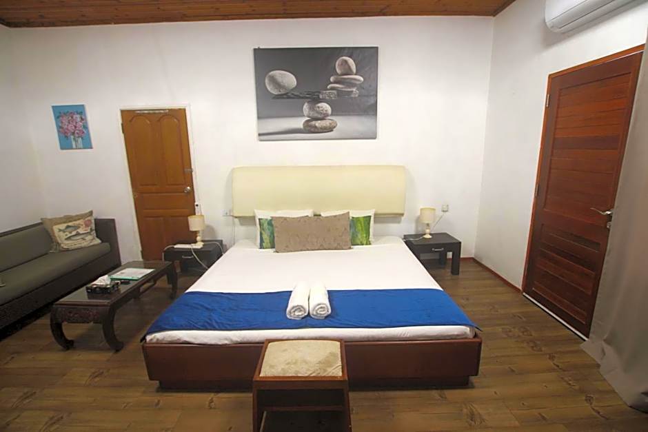 Castaway Lodge