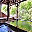 Yuze Hotel