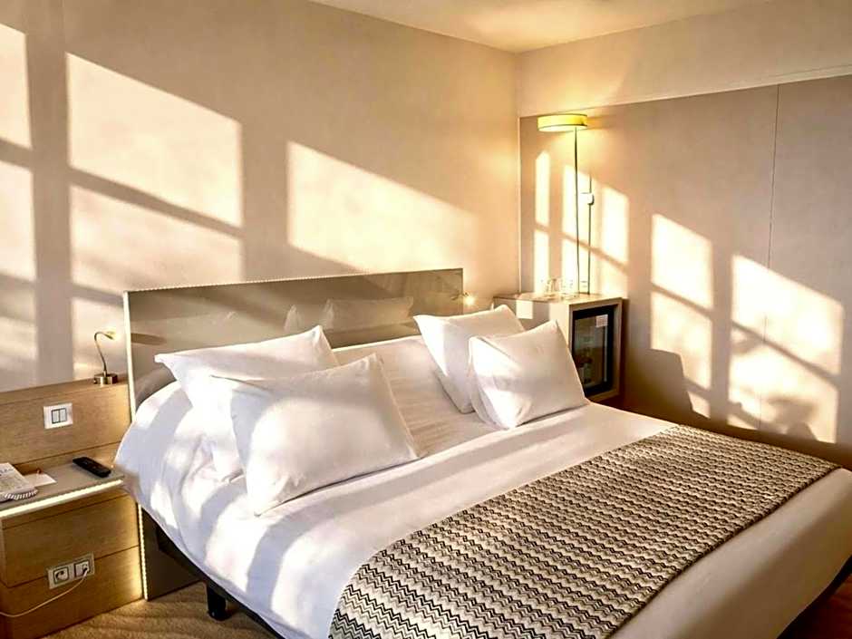 Mercure Vaugirard Paris Porte De Versailles