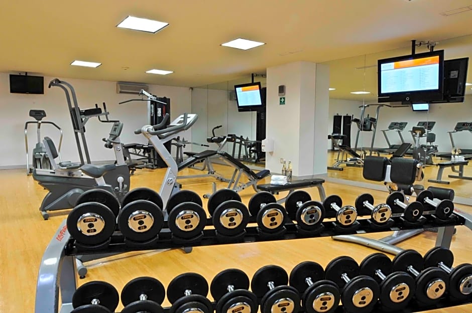 Stadia Suites Mexico City Santa Fe