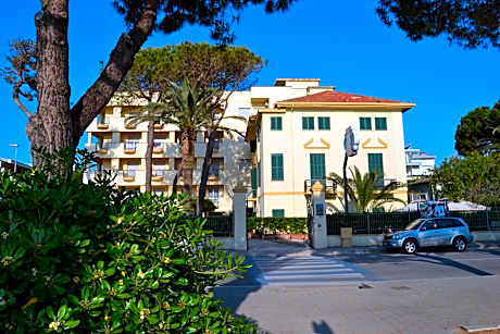 Hotel Quattro Palme