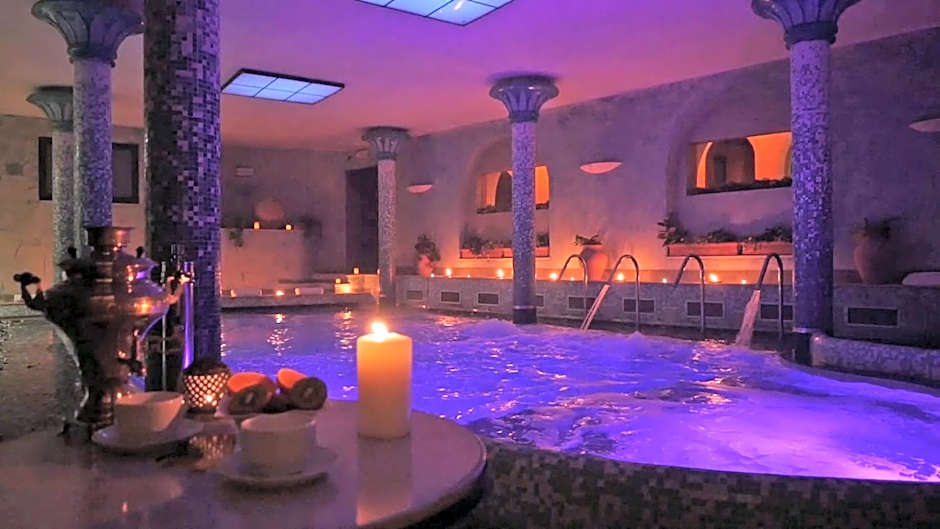 Casanova - Panoramic Rooms and Suites