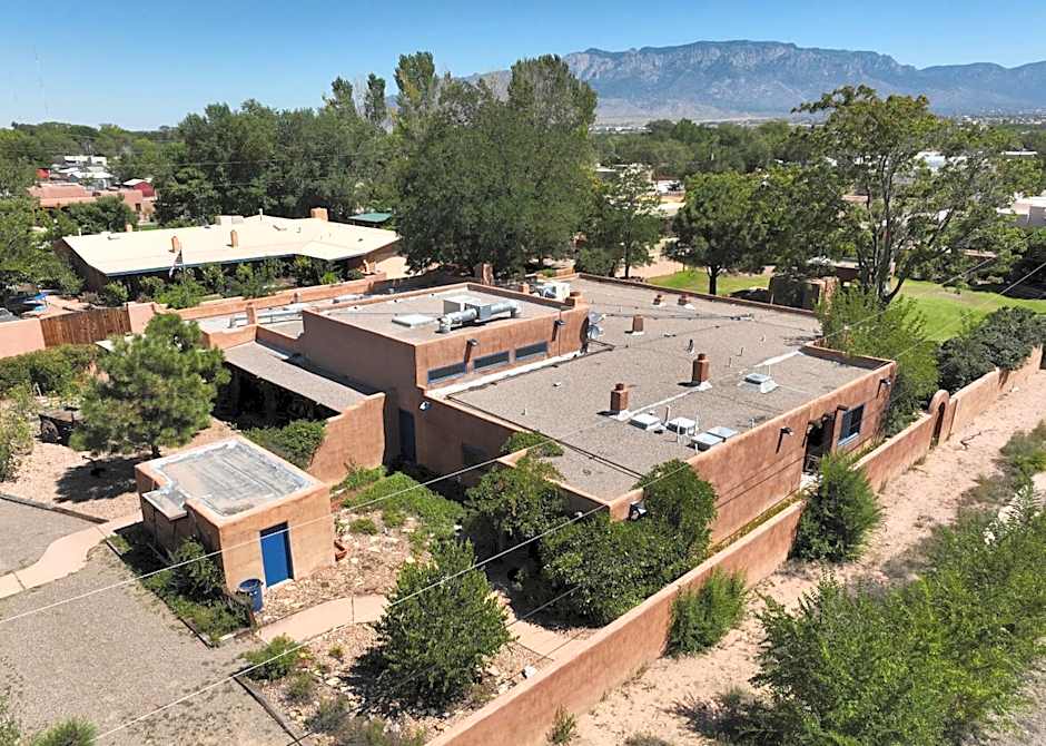 Loba Luna Bed & Breakfast