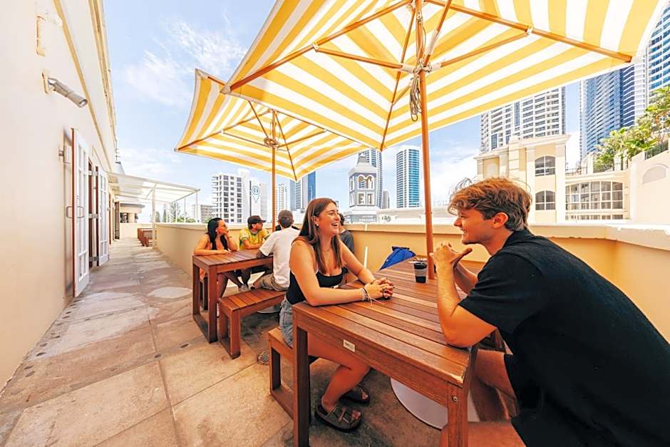 Maze Backpackers - Gold Coast