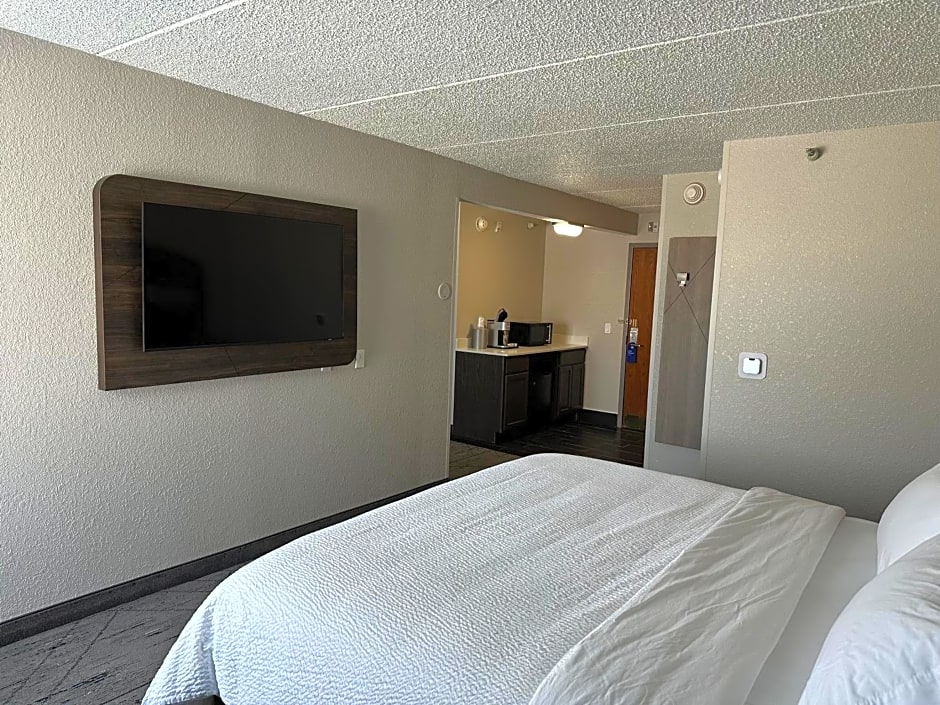Holiday Inn Express & Suites Eden Prairie - Minneapolis