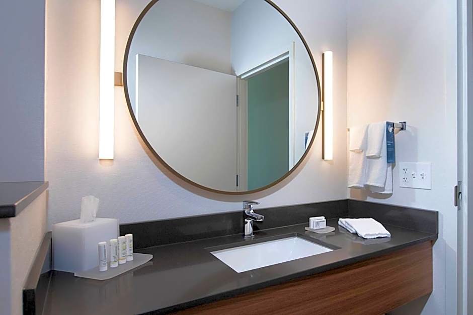 Fairfield Inn & Suites By Marriott Dayton North