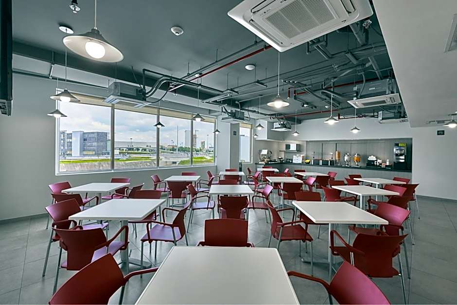 City Express Junior by Marriott Ciudad de México Sullivan