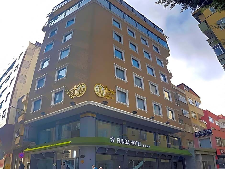 Funda Hotel