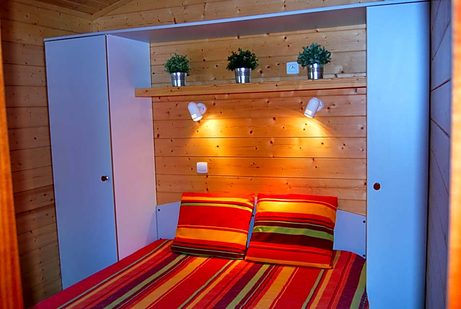 Lagrange Grand Bleu Vacances - Residence Les Ségalières