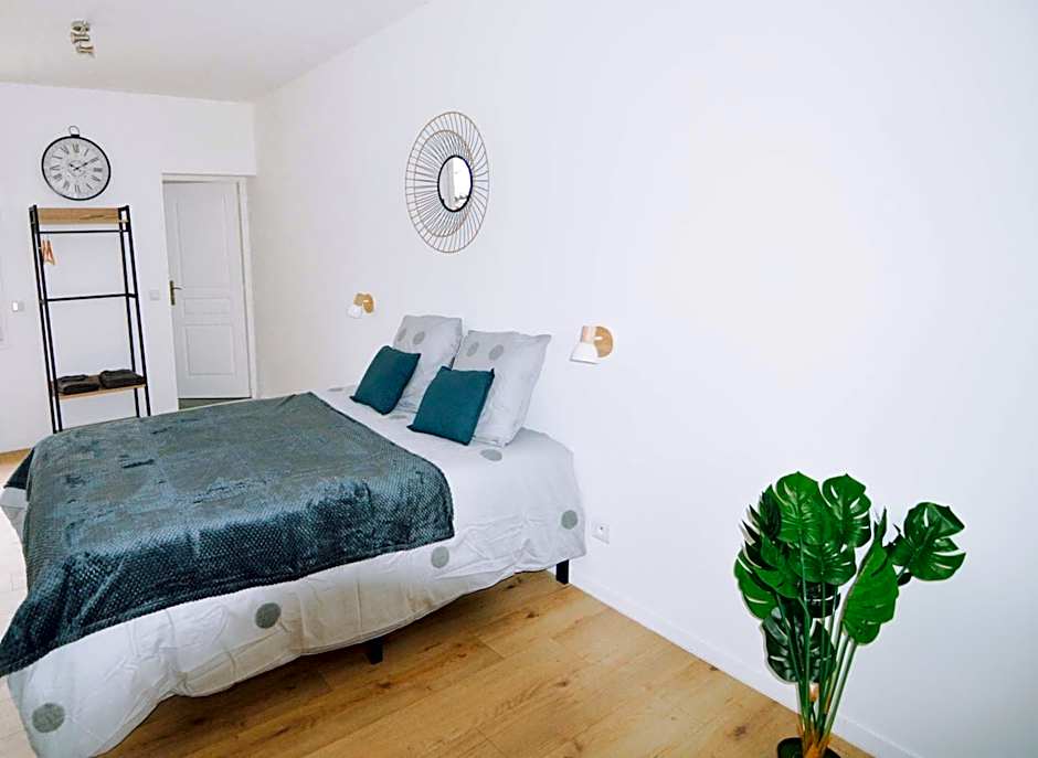 Studios Lsquare Residence AFPA