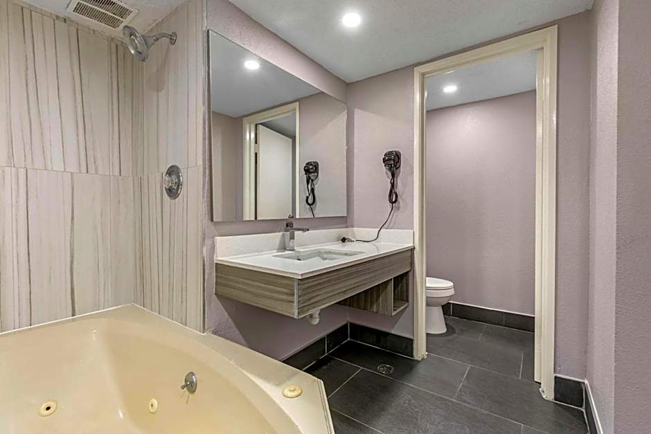 Quality Inn Newberry