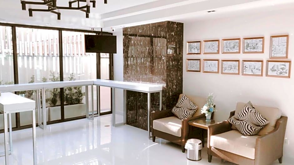 Icare Residence & Hotel