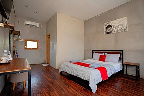 RedDoorz Syariah near Lombok Epicentrum Mall
