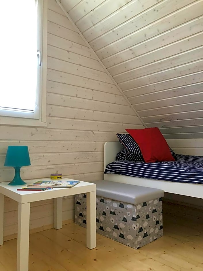 Domki Kapitańskie z prywatnym polem do gry w Mini Golf