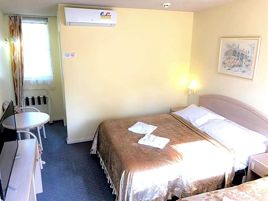 The Clarendon Motel Katoomba