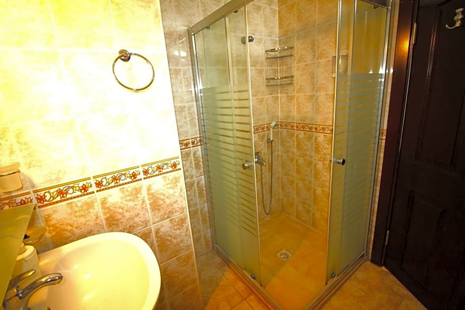 Bonapart Hotel