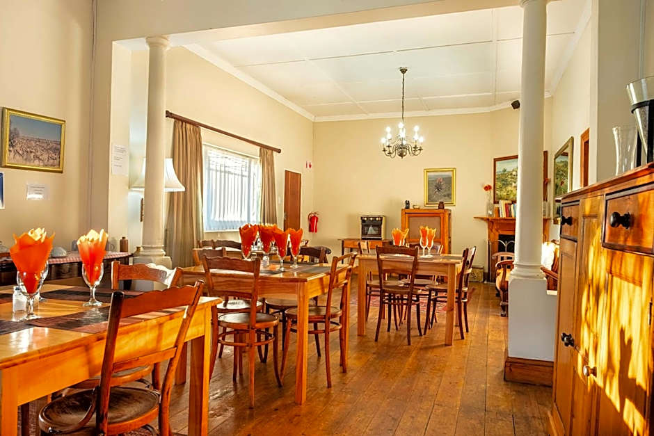 Karoo Ouberg Guest Lodge