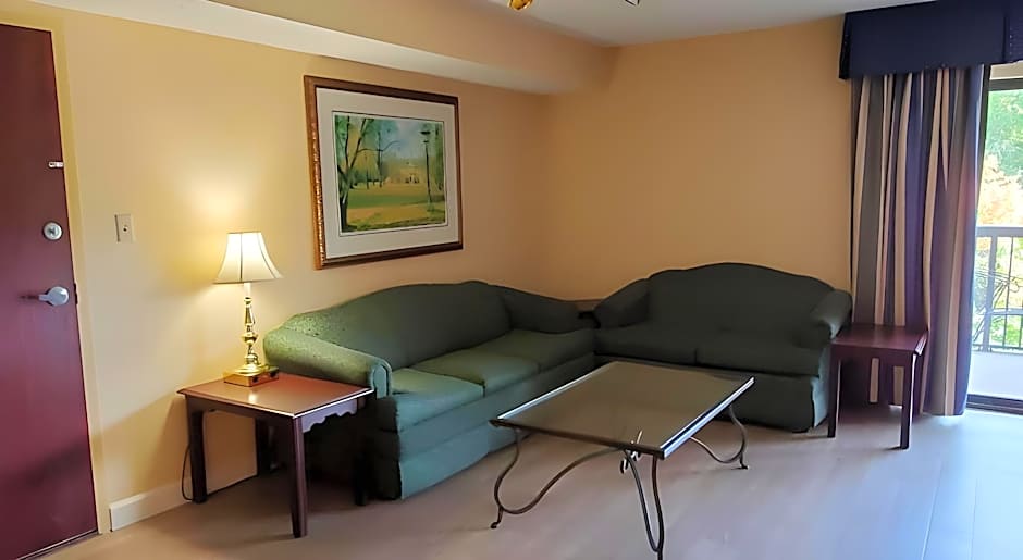 Fort Magruder Hotel, Trademark Collection by Wyndham