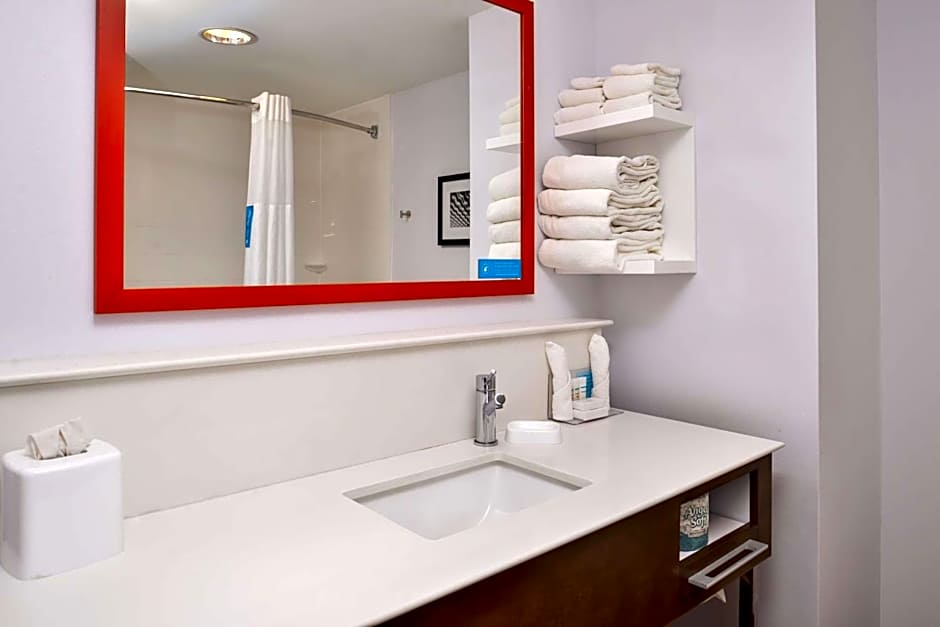 Hampton Inn By Hilton Emporia