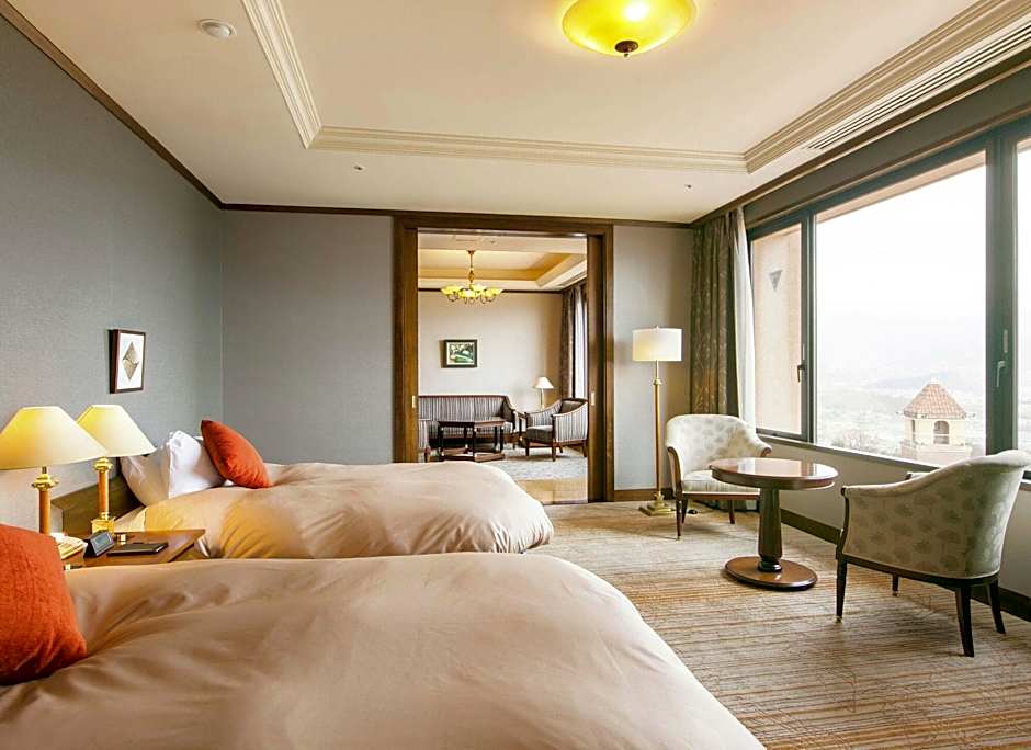 Fruit Park Fujiya Hotel