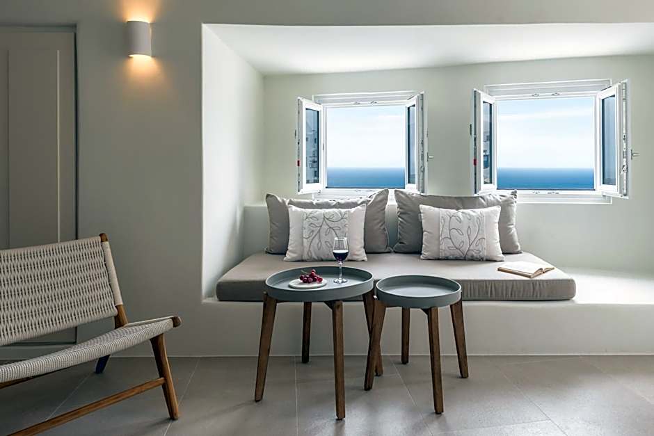 Art Maisons Oia Castle