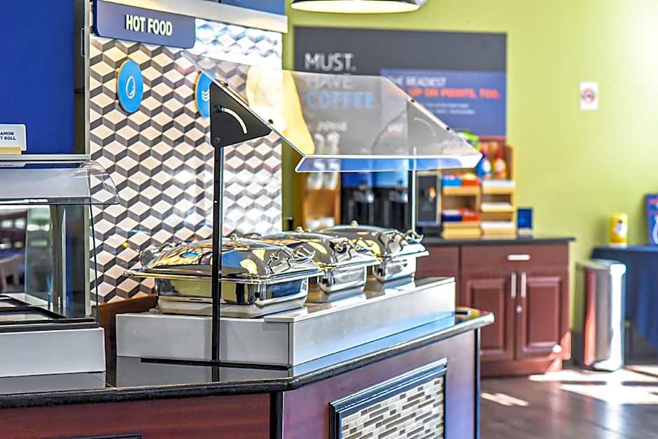 Holiday Inn Express Hotel & Suites Cocoa By IHG