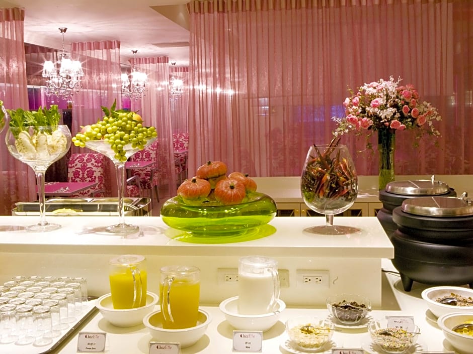 Yes Motel City Resort Paradise