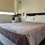 Country Motor Inn