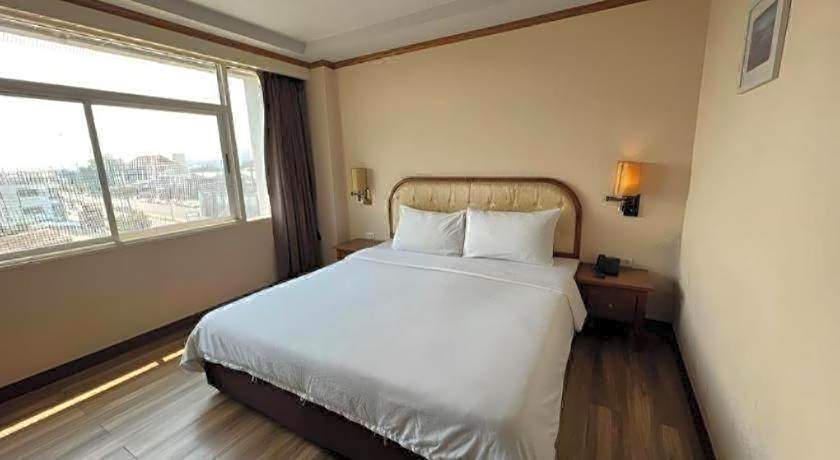 Western Grand Hotel Ratchaburi