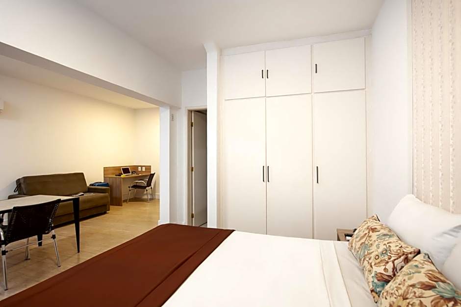 Slaviero Essential La Residence Vitoria