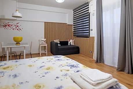 Deluxe King Studio
