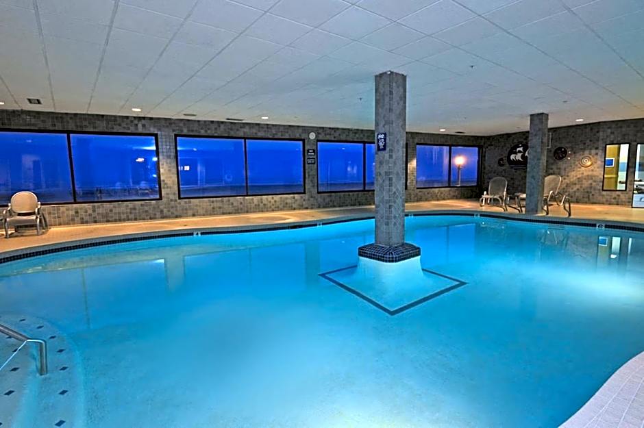 Promenade Inn & Suites Oceanfront