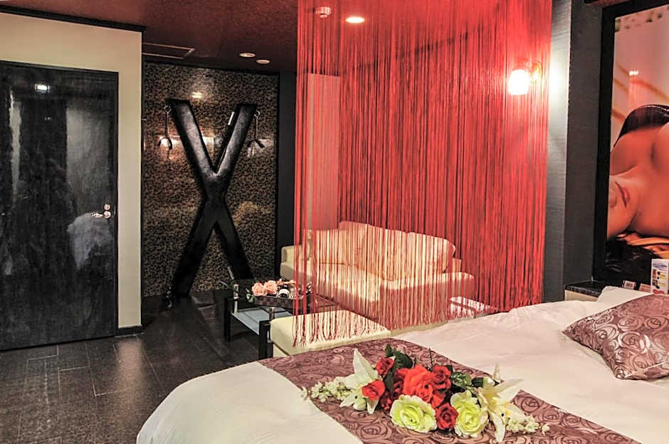 Hotel Grande (Love Hotel)