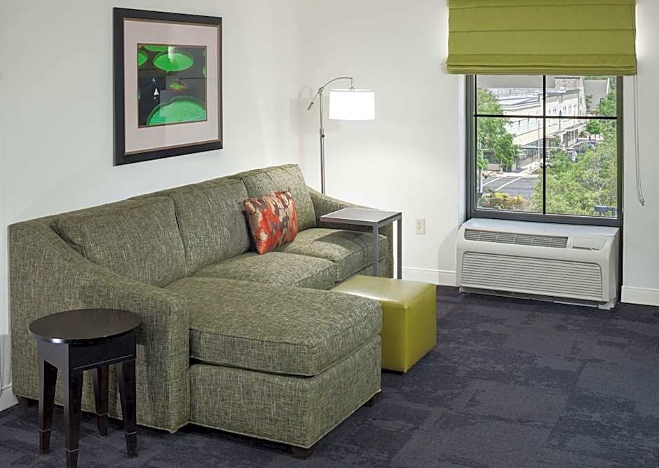 Hampton Inn By Hilton & Suites Gainesville-Downtown