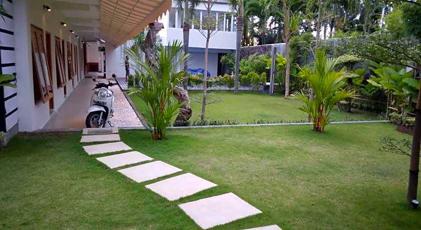 Roots Hotel Senggigi