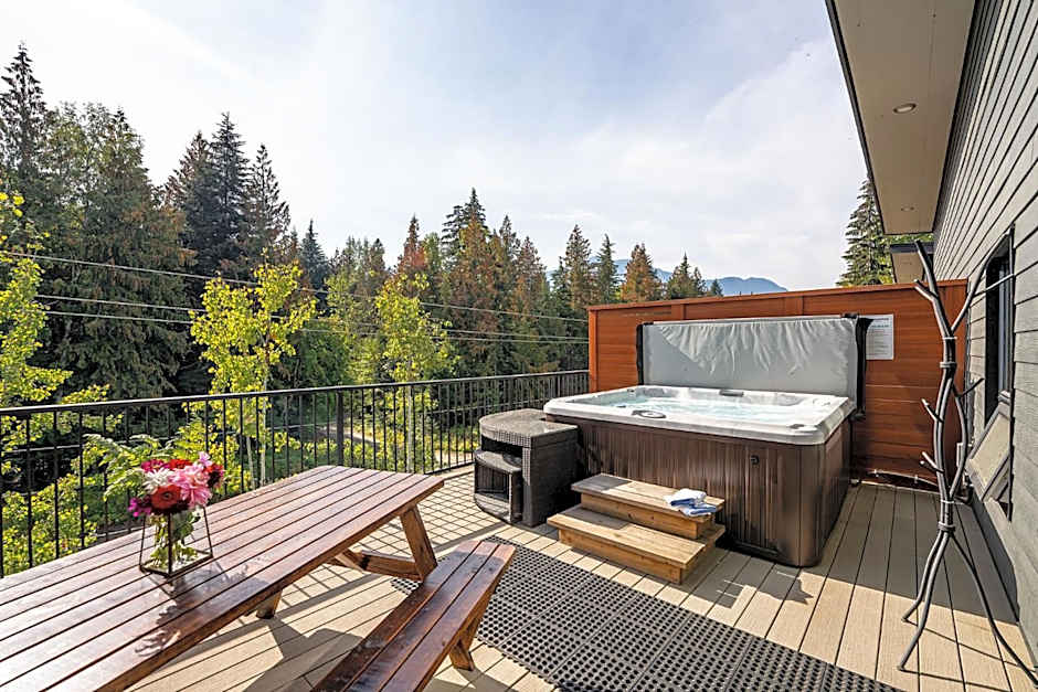 Pillow Top Condo by Revelstoke Vacations