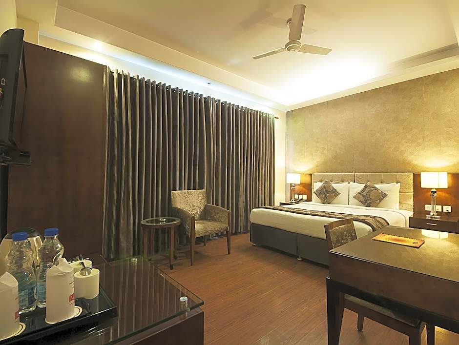 Alpina Hotels & Suites