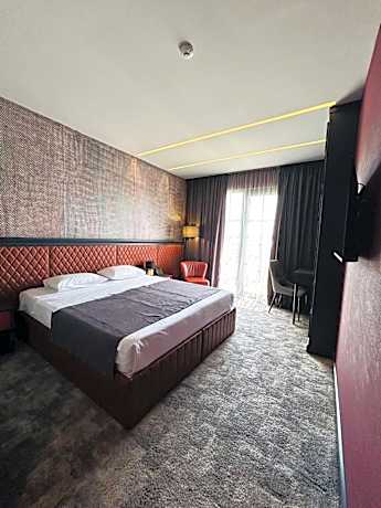 Double or Twin Room with Balcony