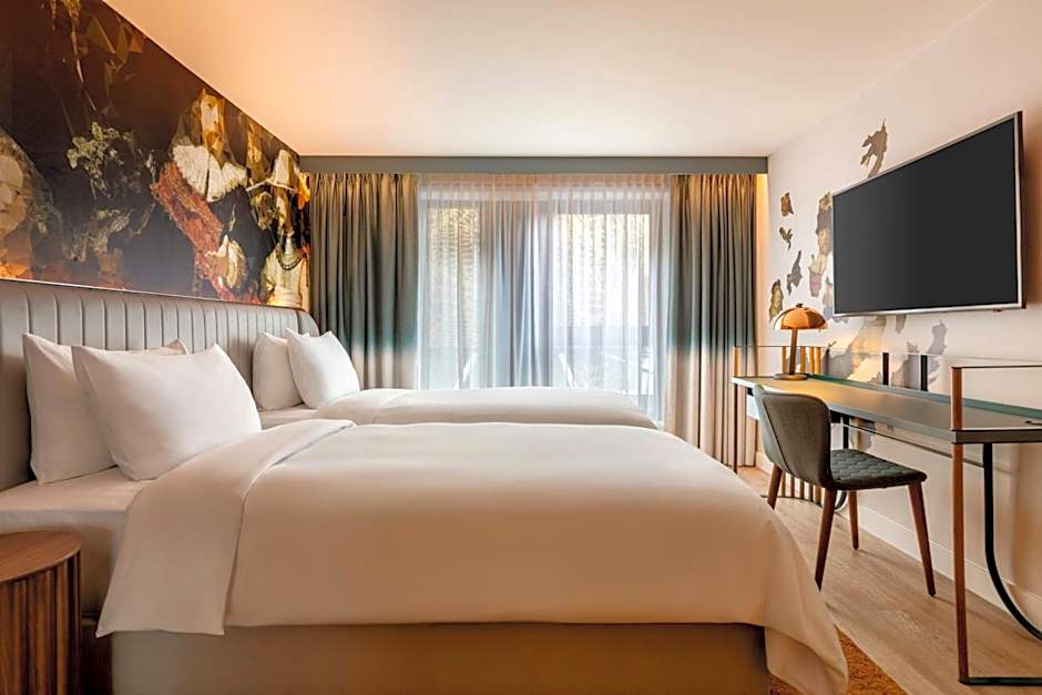 Renaissance Amsterdam Hotel