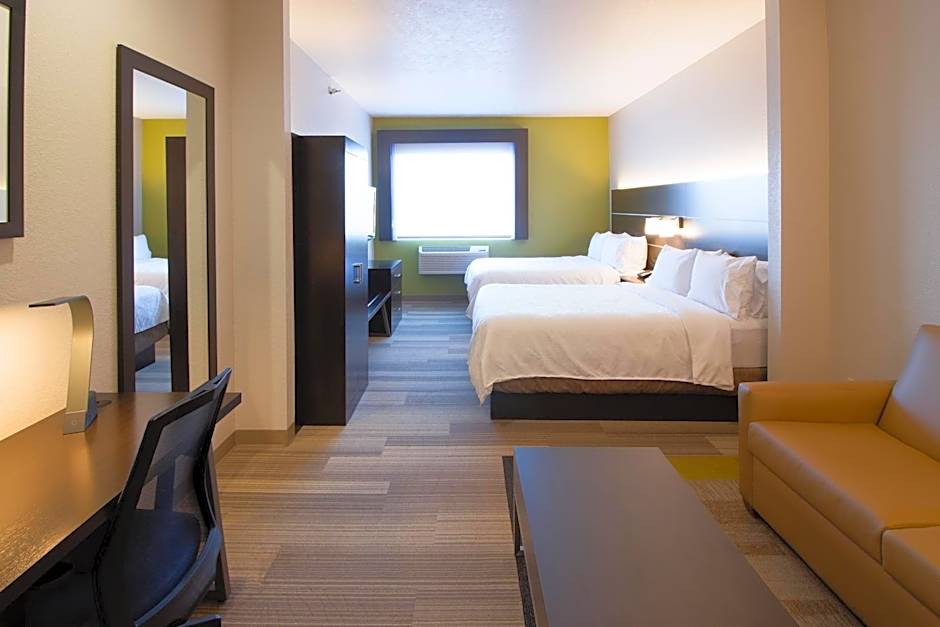 Holiday Inn Express & Suites Worthington By IHG