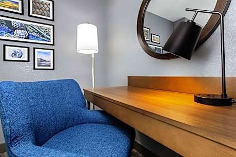 Room with Two Queen Beds - Non-Smoking