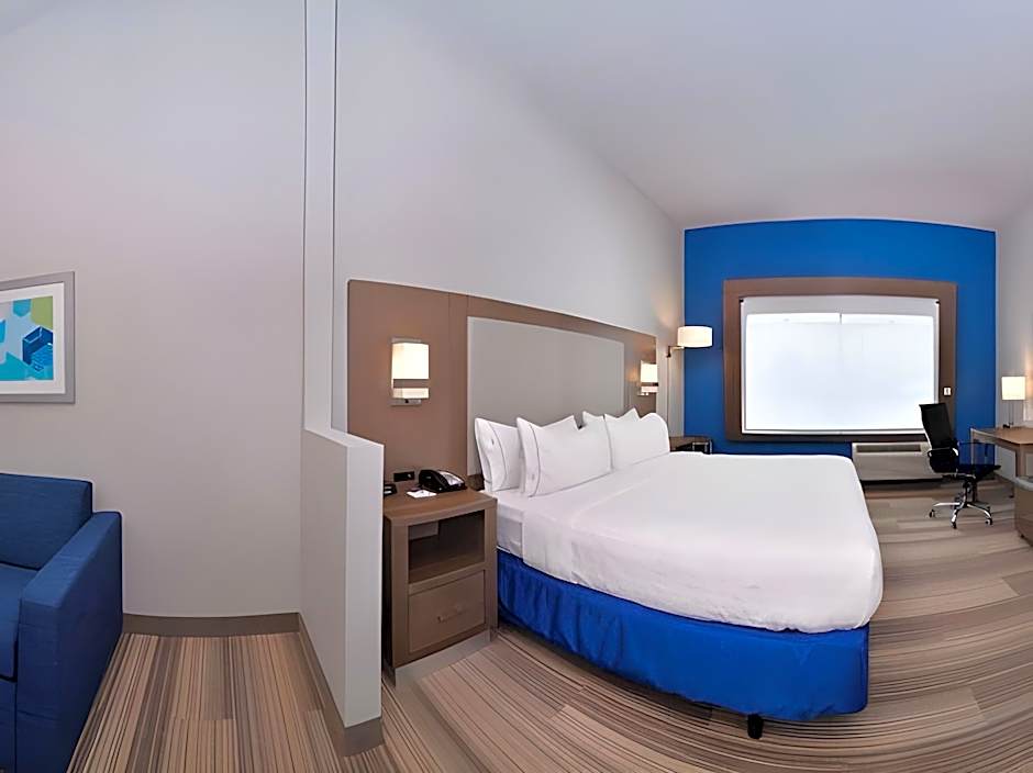 Holiday Inn Express & Suites Houston E - Pasadena By IHG