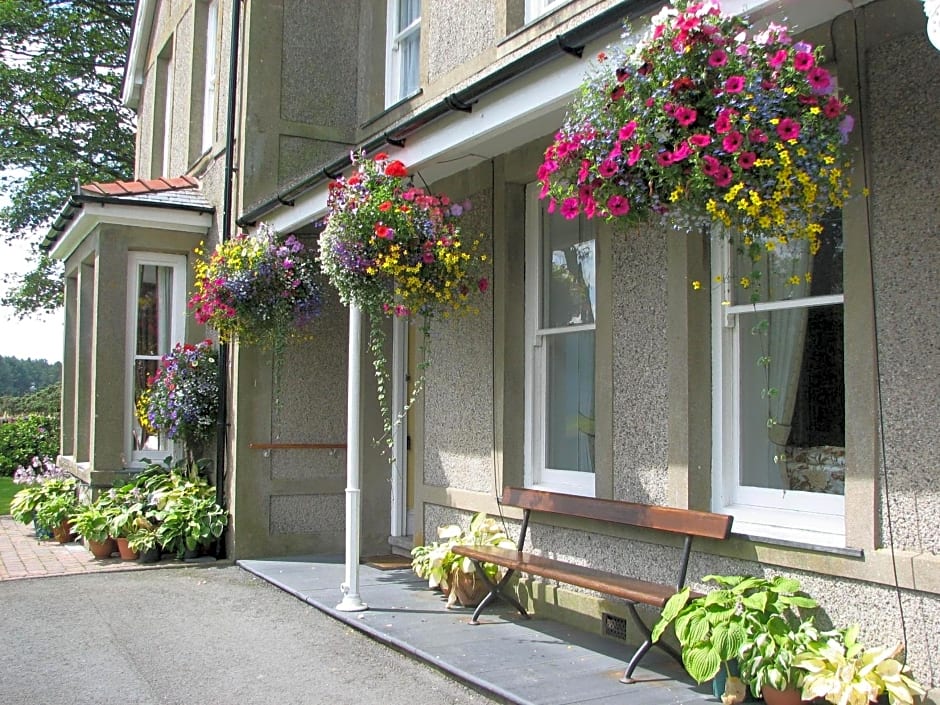 Gwrach Ynys Country Guest House