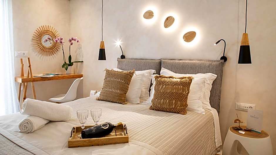 TERRA FOS NAXOS STUDIOS