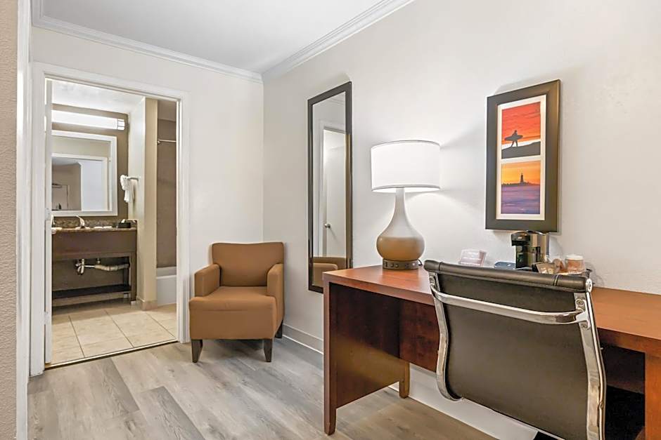 Comfort Inn Santa Cruz North