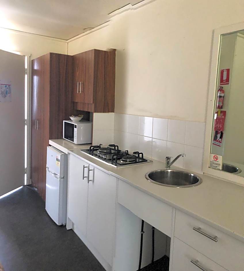 Australian Motor Home Tourist Park Twelve Mile Creek